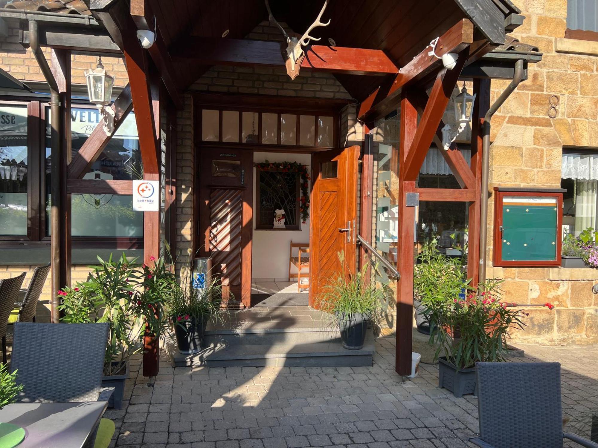 Landgasthaus Jaegerhof Bueren  Εξωτερικό φωτογραφία